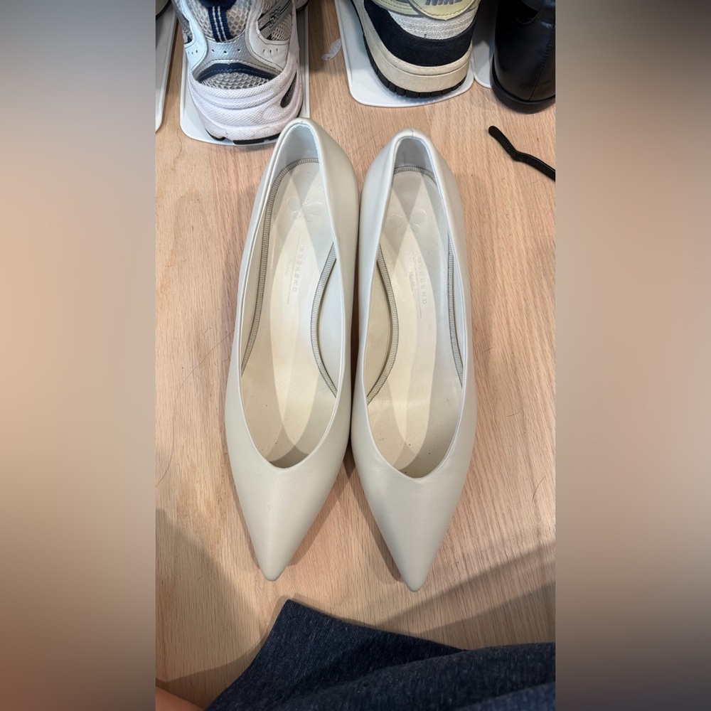 MaxMara Cream Women's pumps